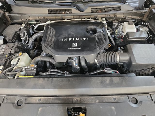 2025 INFINITI QX80 LUXE