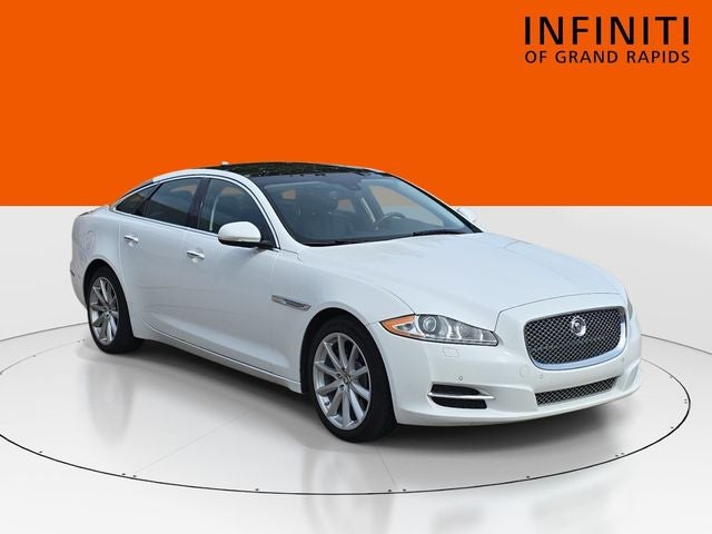 2013 Jaguar XJ Base