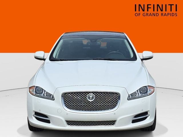 2013 Jaguar XJ Base