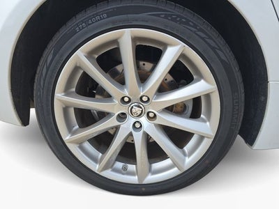 2013 Jaguar XJ Base