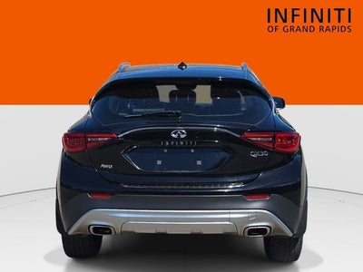 2018 INFINITI QX30 Premium