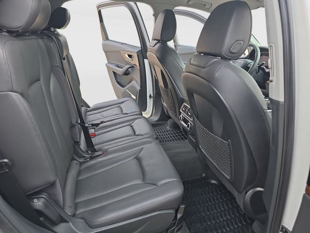 2017 Audi Q7 3.0T Prestige quattro