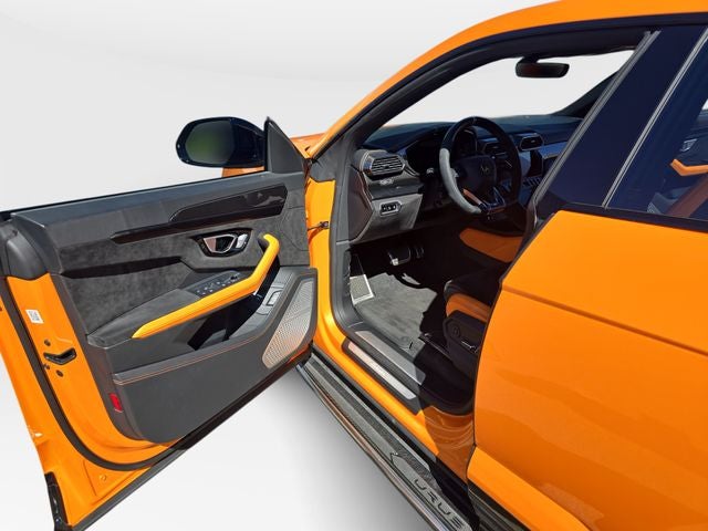 2022 Lamborghini Urus Pearl Capsule