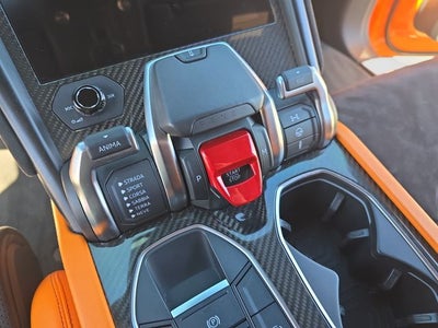 2022 Lamborghini Urus Pearl Capsule